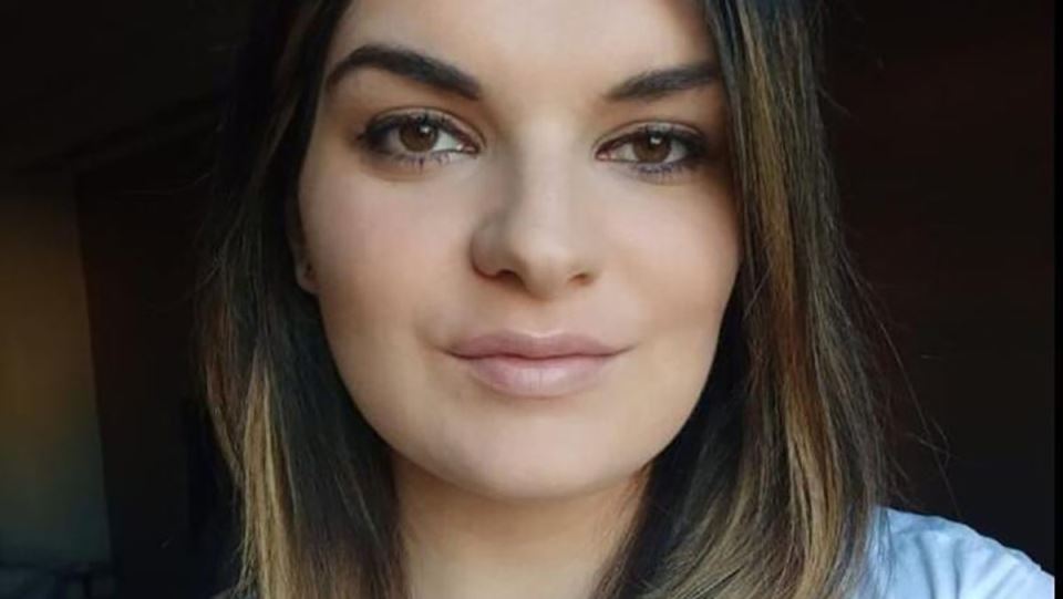 Milica iz Leskovca je kao beba ostavljena u kutiji u snegu: Majku našla posle 30 godina, pitala je samo jedno pitanje - featured image Milica iz Leskovca je kao beba ostavljena u kutiji u snegu: Majku našla posle 30 godina, pitala je samo jedno pitanje - featured image