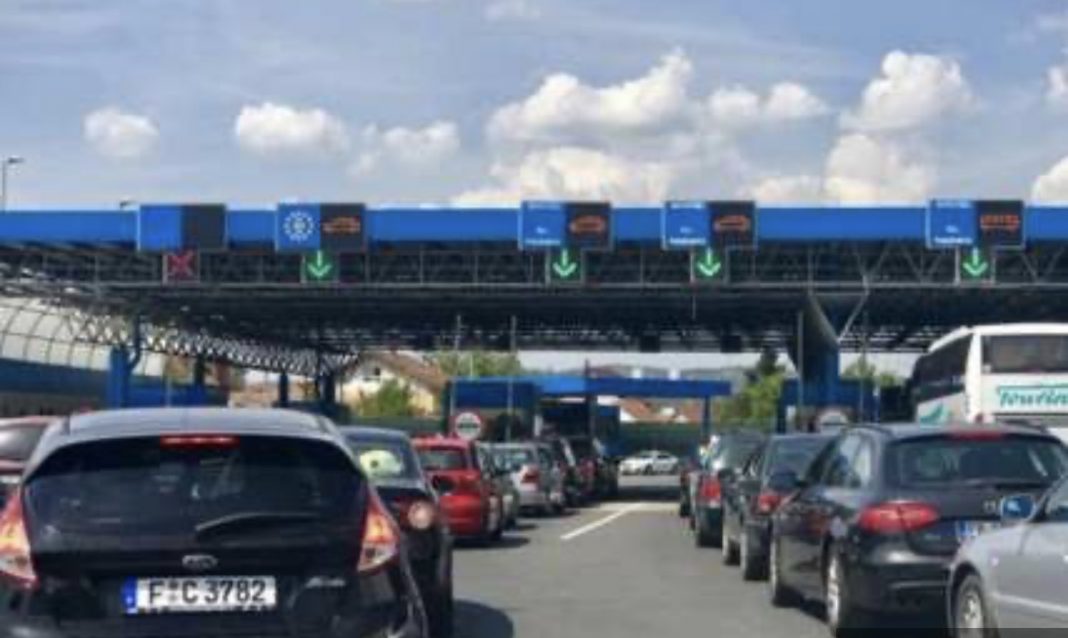 Hrvatska policija obavijestila BiH da nepoznate osobe za večeras spremaju navodne napade na granične prijelaze u BiH - featured image