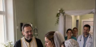 „Udala sam se za ljubav svog života u bolničkoj sobi nakon što su nam liječnici rekli da mu je ostalo još samo nekoliko mjeseci života. Ali odmah nakon što smo izgovorili ‘Da’, jedna me medicinska sestra povukla u stranu i šapnula: ‘Prije nego što odeš… pogledaj ispod njegova madraca.’“ - featured image