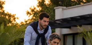 Sin je svog paraliziranog oca, koji je sjedio u invalidskim kolicima, gurnuo pravo u bazen, nadajući se da se nikada neće vratiti i da će sav njegov novac i posao postati njegovi. Ali sin nije mogao ni zamisliti kako će se ovaj okrutni čin završiti. 😱 😱 - featured image