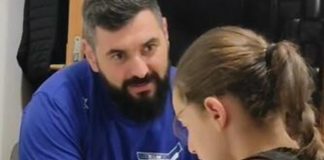 “KAKO, BONA, PUTA TRI?”, BOSANAC UČI KĆERKU MATEMATIKU: Snimak postao hit, traume iz djetinjstva same naviru! - featured image