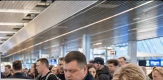 Slučajno sam vidjela svog muža kako skriva čudnu kutiju u mom koferu, pa sam je potajno prebacila u kofer njegove sekretarice; Kada smo prošli kroz osiguranje, iznenada se upalilo crveno svjetlo, a desetine policajaca potrčalo je prema nama 😳 - featured image