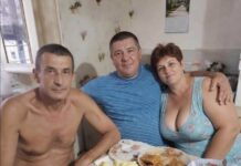 Moj muž doveo je nepoznatog muškarca u naš dom i zamolio me da mu dopustim da prenoći samo jednu noć. Međutim, sljedećeg jutra slučajno sam čula njihov tajni razgovor u kuhinji i shvatila da se taj čovjek nije pojavio u našim životima slučajno. - featured image