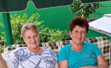 „Moja majka i tetka svake sedmice zaključavale su se u sobu. Jednog dana slučajno sam ih čula kako govore: ‘Ovog puta ćemo mijenjati djevojčice jednu po jednu…’ Odmah sam odlučila da ih pratim. Ali ono čemu sam svjedočila sljedeće sedmice natjeralo me da POZOVEM POLICIJU…“ - featured image