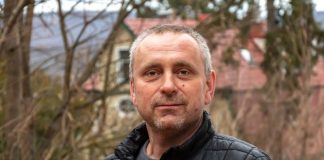 Počeo sam da živim sa ženom i njeno dvoje dece ne sluteći šta će me snaći nakon 6 meseci: Nakon jednog pitanja njenog sina, završio sam kod psihologa - featured image