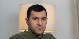 “Žena me je pritiskala da uradim DNK test, ja pristao, a onda poželeo da me nema: Očeve drhtave reči su me razorile kad sam ga pozvao” - featured image