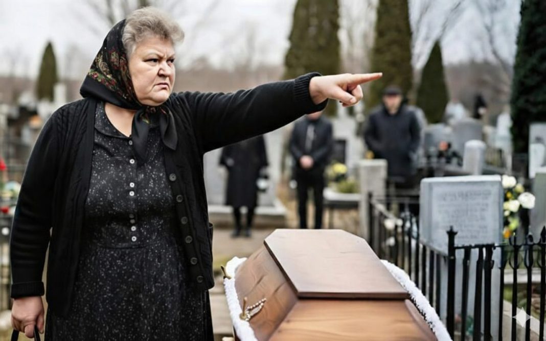 Tokom sahrane mog dvomjesečnog sina, svekrva je rekla da se sve desilo zbog mene, a u odgovoru je moja starija kćerka iznenada šapnula: “Mama, mogu li ti reći šta je baka radila s bratom?” 😨😱 - featured image Tokom sahrane mog dvomjesečnog sina, svekrva je rekla da se sve desilo zbog mene, a u odgovoru je moja starija kćerka iznenada šapnula: “Mama, mogu li ti reći šta je baka radila s bratom?” 😨😱 - featured image