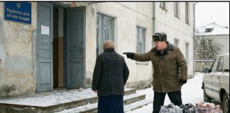 Plata za nezahvalnost: kako je pokušaj da se majka smjesti u dom za starije osobe završio tragedijom za sina i njegovu ženu. - featured image