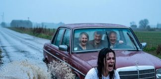 Roditelji su me ostavili ispred bolnice sa bebom — Nisu znali šta će time pokrenuti - featured image