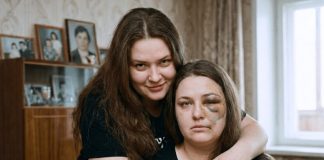 On nije primijetio zamjenu: kako je sestra bliznakinja naučila lekciju mužu koji je zlostavljao njenu sestru. - featured image