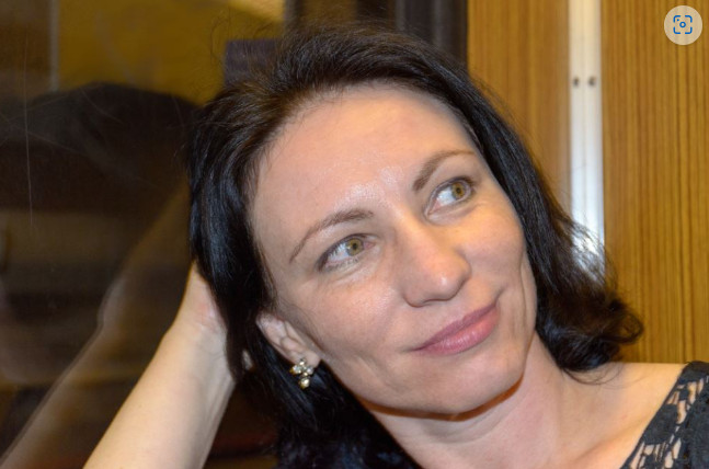 Ljubica iz Jagodine je bolesnom mužu menjala pelene i kupala ga, a onda saznala šok istinu: “Nepoznata žena pokucala mi je na vrata i otreznila me” - featured image Ljubica iz Jagodine je bolesnom mužu menjala pelene i kupala ga, a onda saznala šok istinu: “Nepoznata žena pokucala mi je na vrata i otreznila me” - featured image