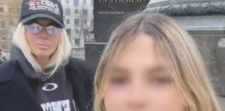 Ne skrivaju više ljubav Nika otkrila s kim je u vezi! On ima 58 godina, pr0paIica i kIošar sa estrade? Duško i Jelena poludili kad su vidjeli ko je u pitanju, A ni vama neće biti dobro!! - featured image