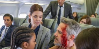 Siromašna crna djevojčica od 12 godina spasila je milijunaša u avionu nakon što je doživio moždani udar — ali ono što joj je zatim šapnuo natjeralo ju je da zaplače… - featured image