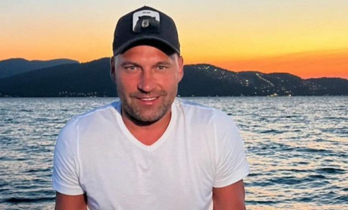 Duško Tošić se oglasio sav slomljen: Tuga ogromna.. Njenu smrt neću moć prebolit – moje najdraze, moja mezimica - featured image Duško Tošić se oglasio sav slomljen: Tuga ogromna.. Njenu smrt neću moć prebolit – moje najdraze, moja mezimica - featured image