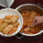 Proslavljeni jugoslovenski kuvar podelio je sa nama svoj veoma traženi recept za sarmu, a oni koji su se pridržavali njegovih uputstava tvrde da nikada nisu iskusili izuzetniju verziju. - featured image